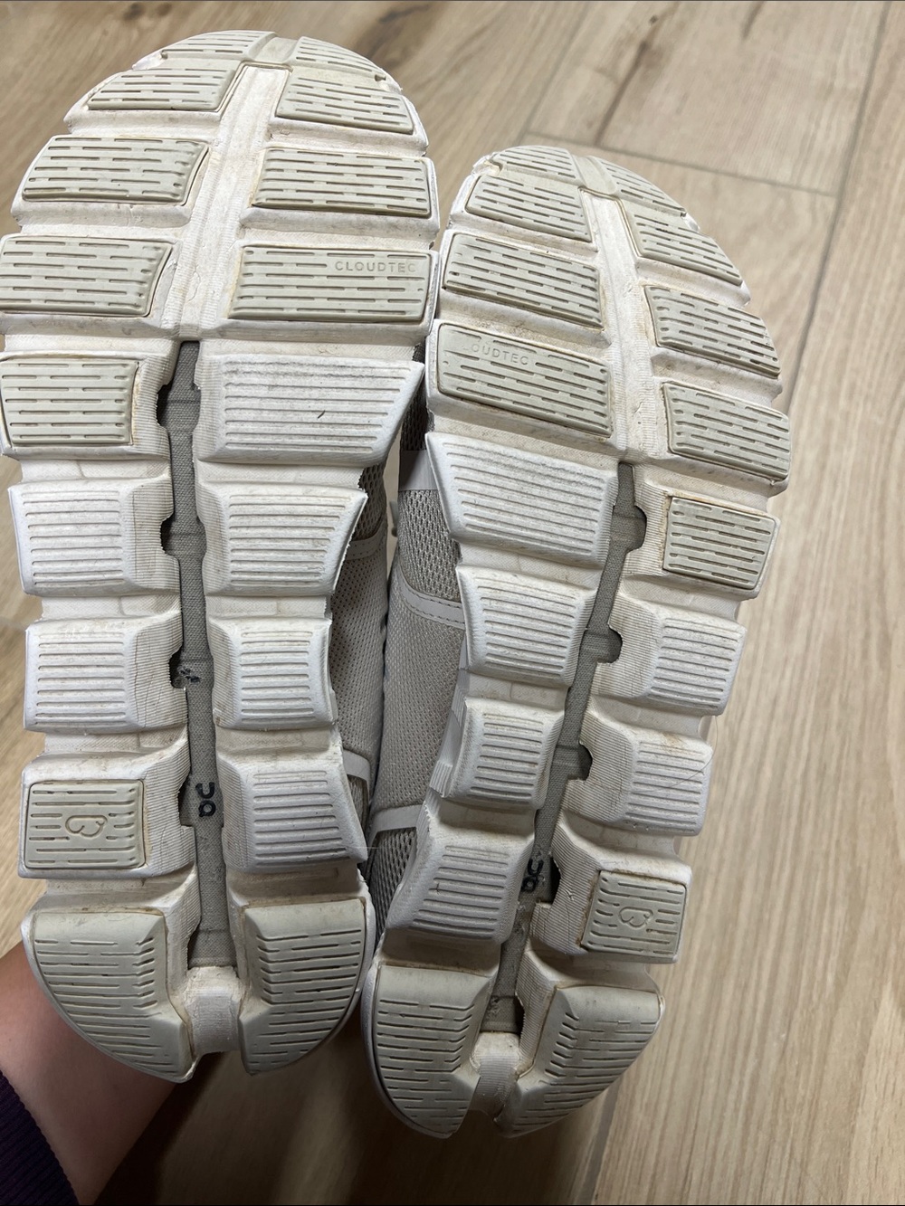 On Running Cloud Sneakers in off white - Picture 5 of 6